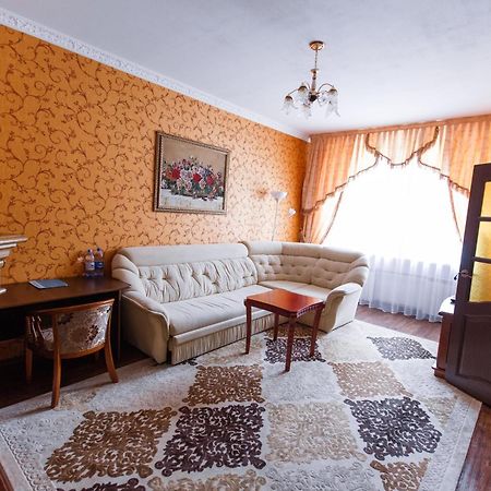 Hotel Altay Leninogorsk エクステリア 写真