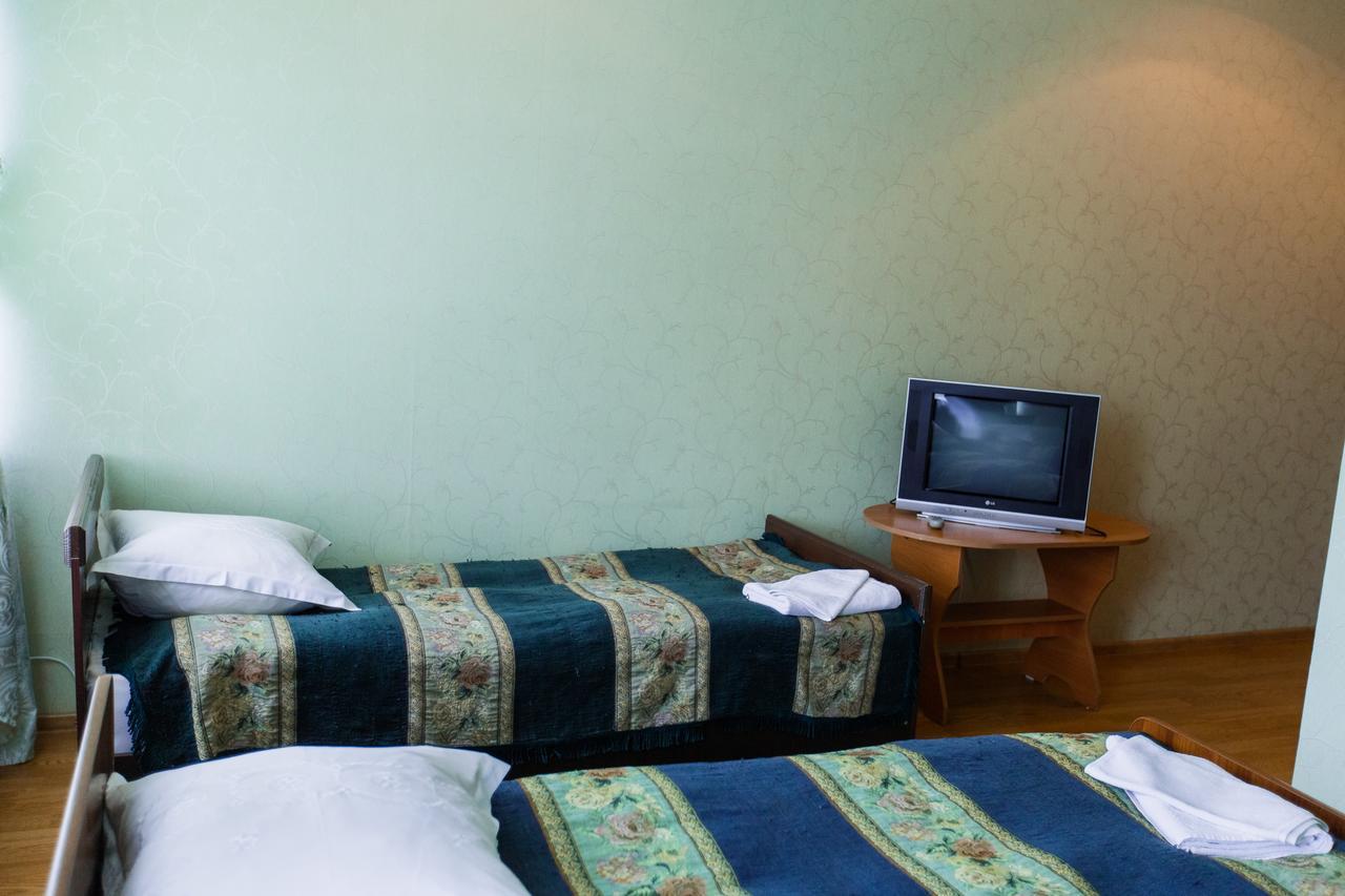 Hotel Altay Leninogorsk エクステリア 写真