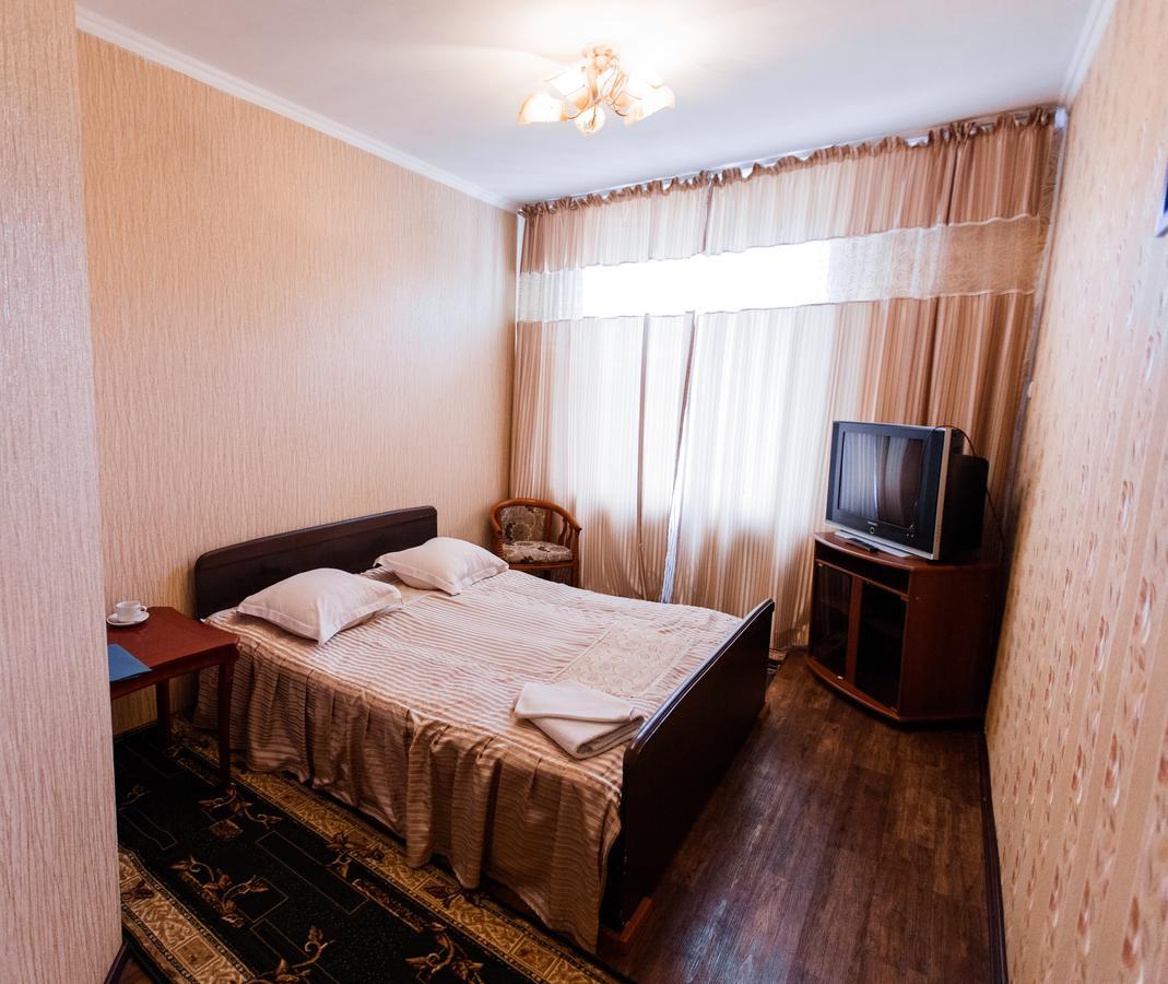 Hotel Altay Leninogorsk エクステリア 写真