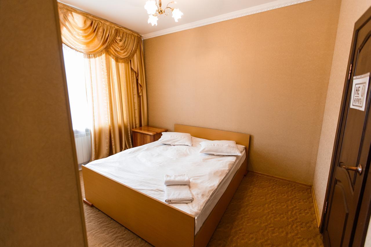Hotel Altay Leninogorsk エクステリア 写真