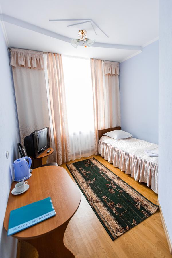 Hotel Altay Leninogorsk エクステリア 写真