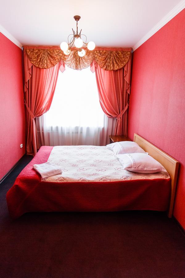 Hotel Altay Leninogorsk エクステリア 写真